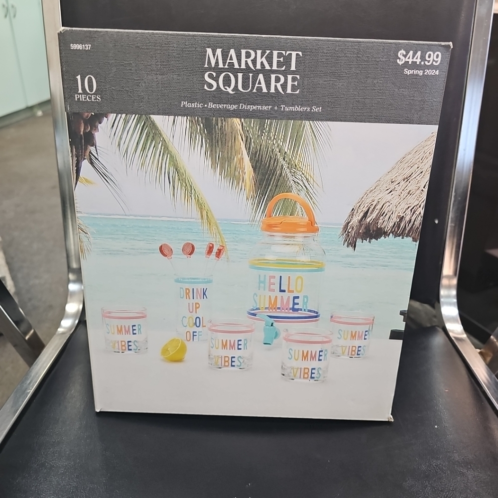 NIB Market Square Plastic Beverage Dispenser & Tumblers Set Hello Summer
